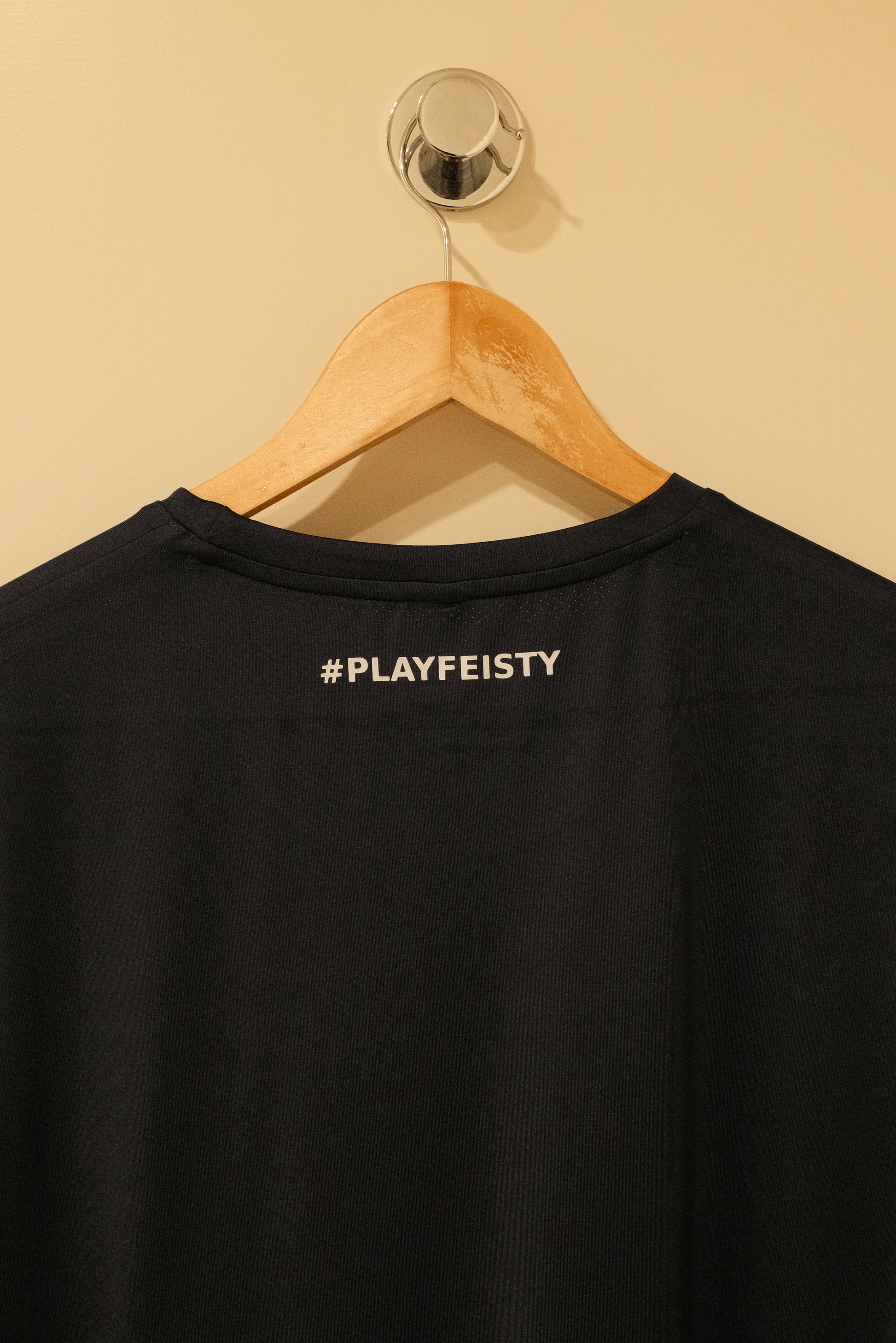 Men’s Apex navy blue padel T-shirt – back view zoomed